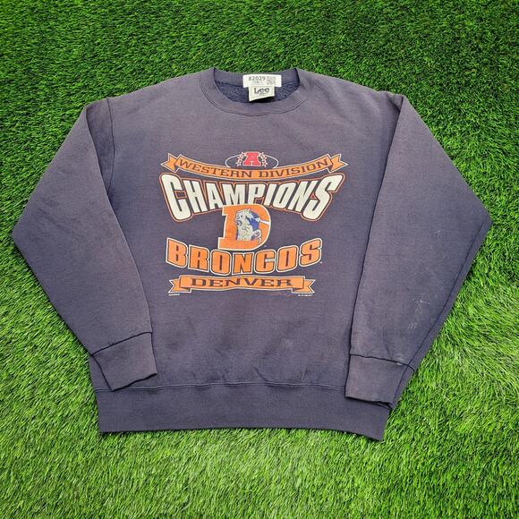 Vintage 1996 Denver Broncos Sweatshirt Medium 22x25 Sun-Faded - Picture 1 of 16